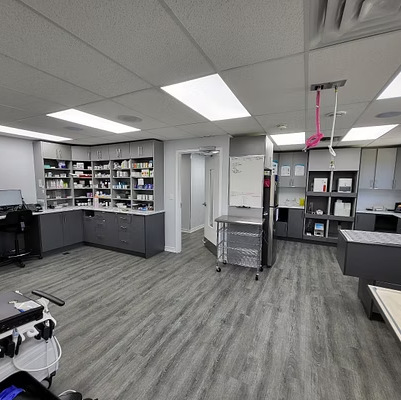 Twin Lakes Vet exam room